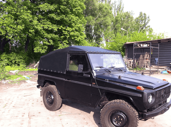 Nowy dach materiałowy do samochodu – M&K Systemy Plandekowe